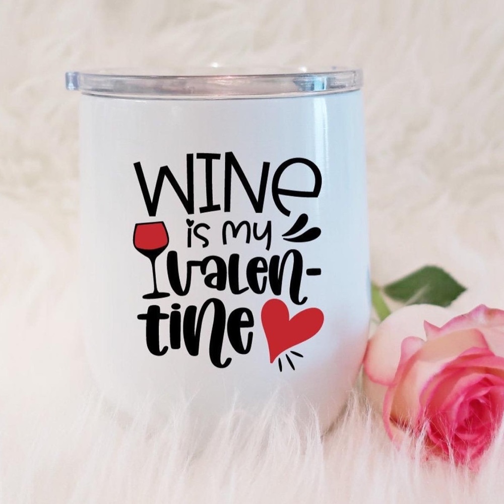 Custom Valentine’s Day Wine Tumblers!